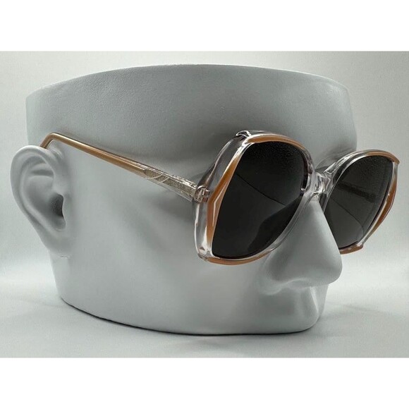 True Vintage Oversize Sunglasses NOS Nana Style Peach Plastic Oleg Cassini #262 Oleg Cassini Space Age Cateye Sunglasses main image 3